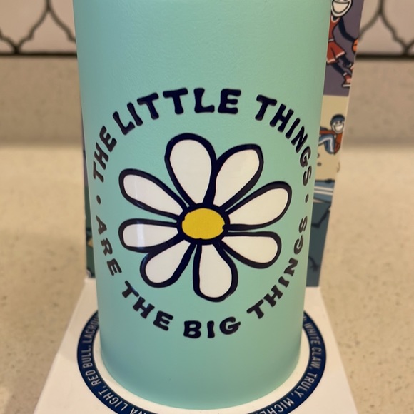 Life is Good Slim Can Cooler - Picture 4 of 4